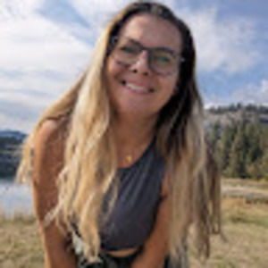 Meet your Posher, Alysha